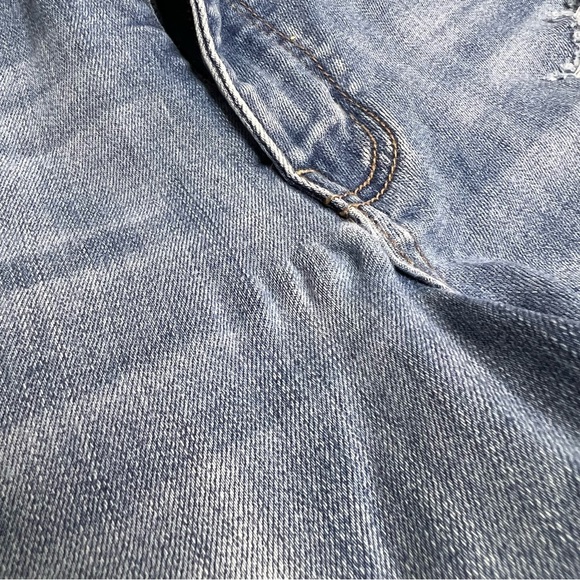 American Eagle distressed midi shorts size 14 - Picture 6 of 12